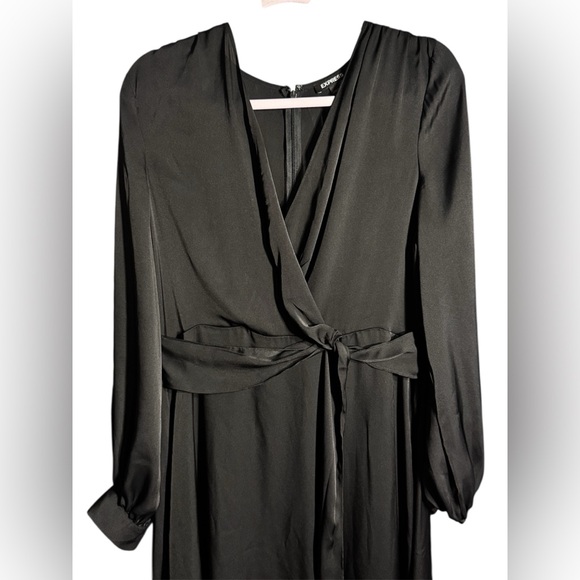 Express Black Long Sleeve Dress - Picture 4 of 5